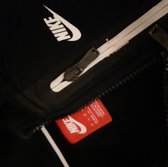 2T Nike set - Picture 3 of 3